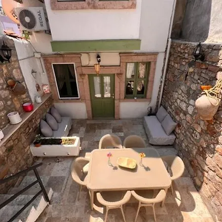 Holiday home Tas Bahce Ayvalik