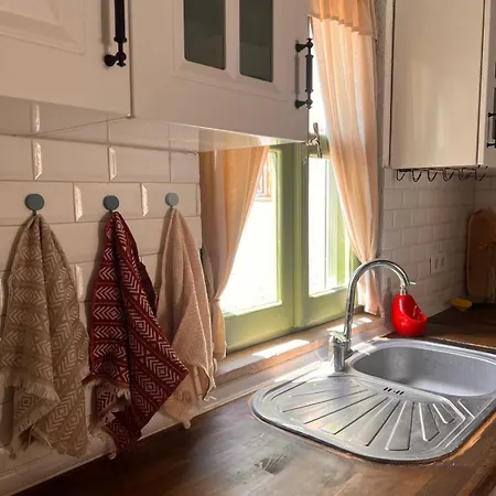 Tas Bahce * Ayvalik
